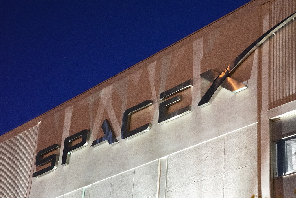 SpaceX Positioned to Become Most Valued US Startup with Over $125B Valuation 