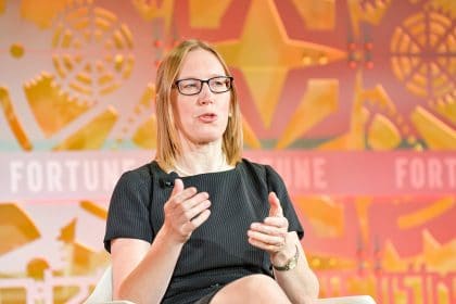 Hester Peirce Warns Against Crypto Firms Bailouts, Gives Reasons