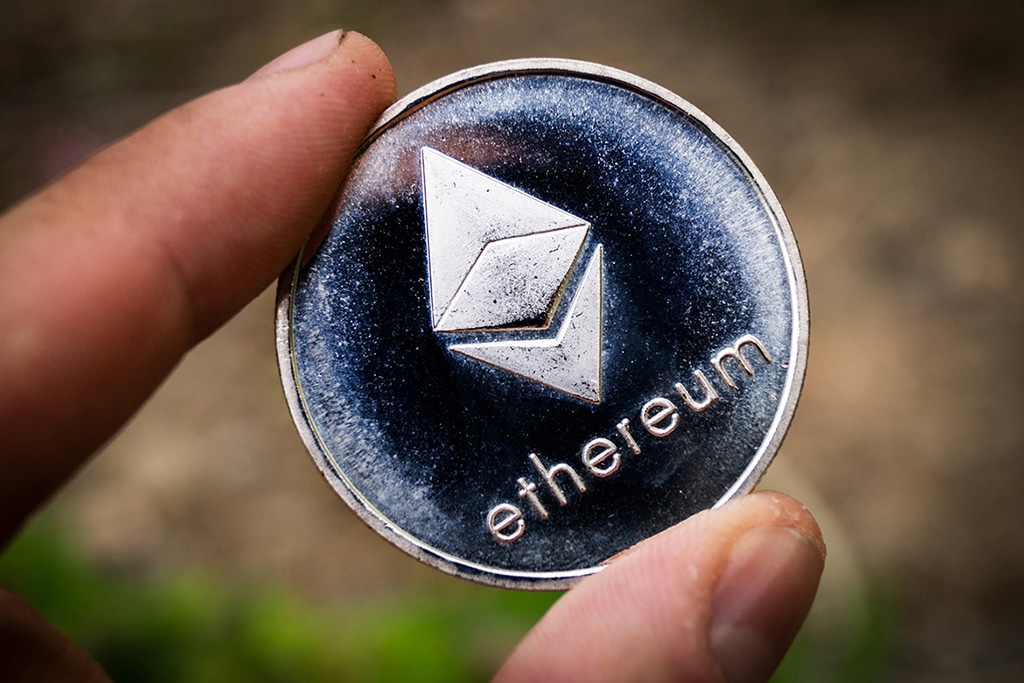 Ethereum Gas Fee Tanks to the Lowest Since 2020 as ETH Struggles at $1,000