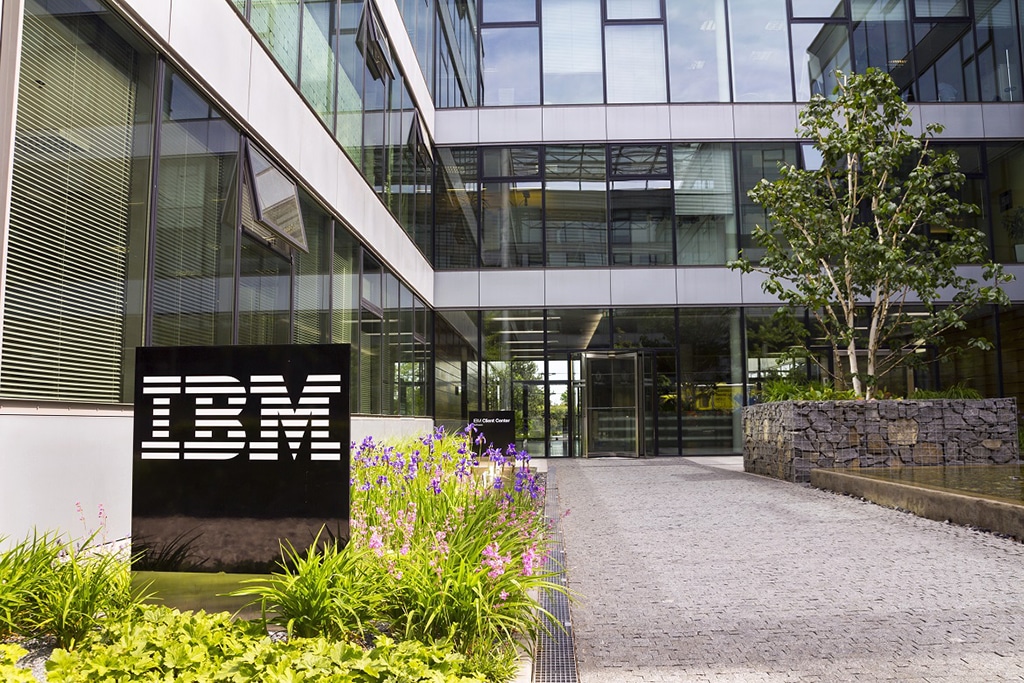 IBM Stock Down 4.81% in Pre-Market despite Better-than-Expected Q2 2022 Earnings Report
