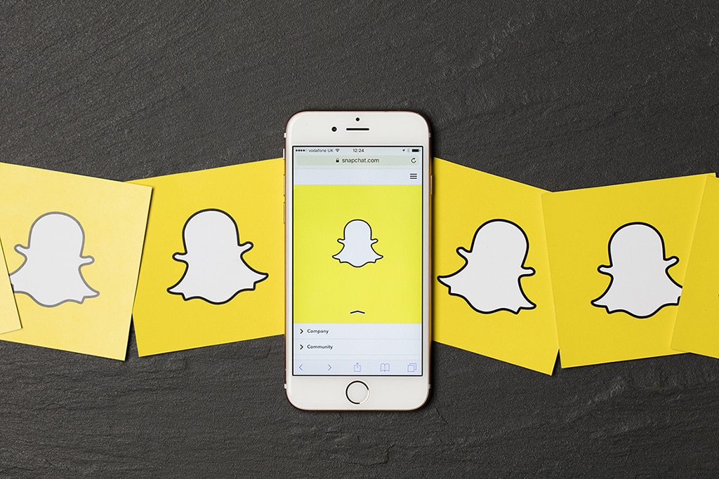 Snap Stock Declines 27% as Company Releases Unimpressive Q2 2022 Result and No Financial Guidance for Q3
