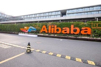 Alibaba Posts Fiscal Q1 2022 Earnings, Shares Rise 2%