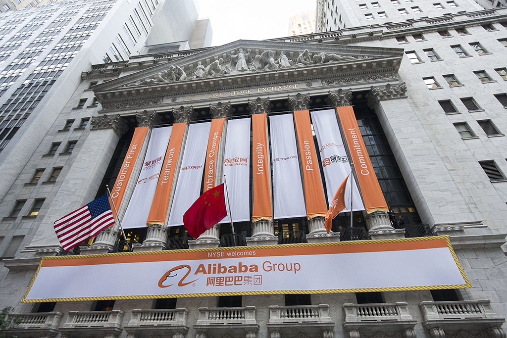 Alibaba Strives to Retain New York Listing amid Audit Dispute