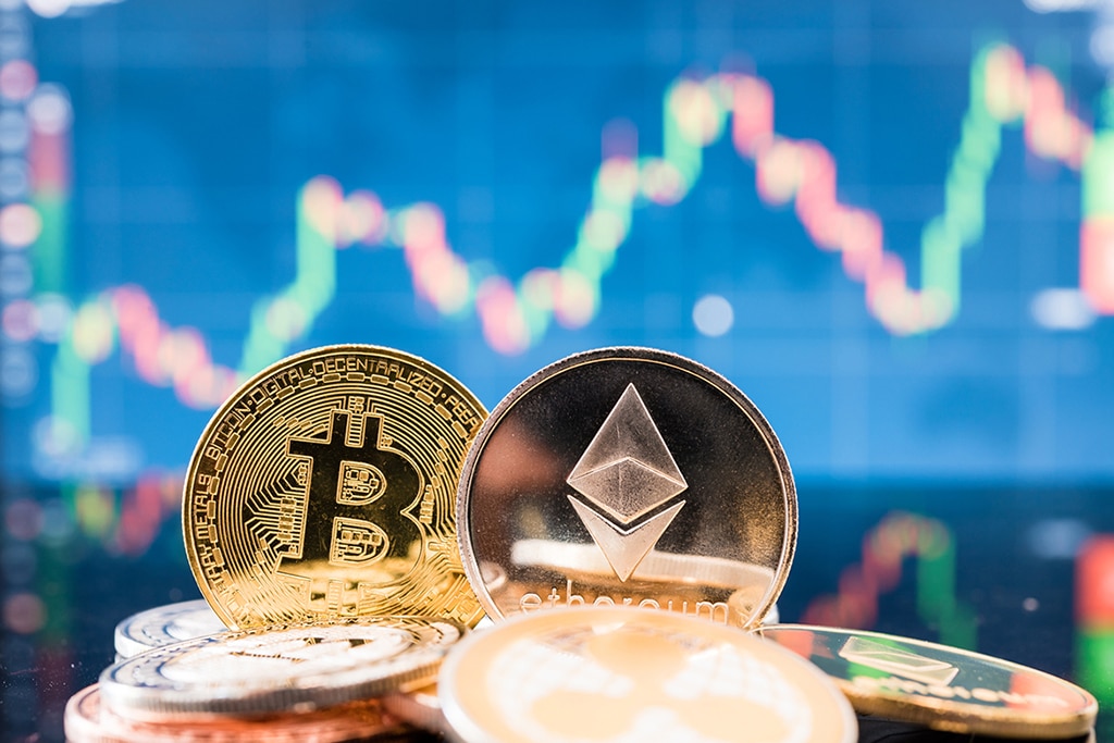 BTC, ETH Plummet amid US Inflation Report