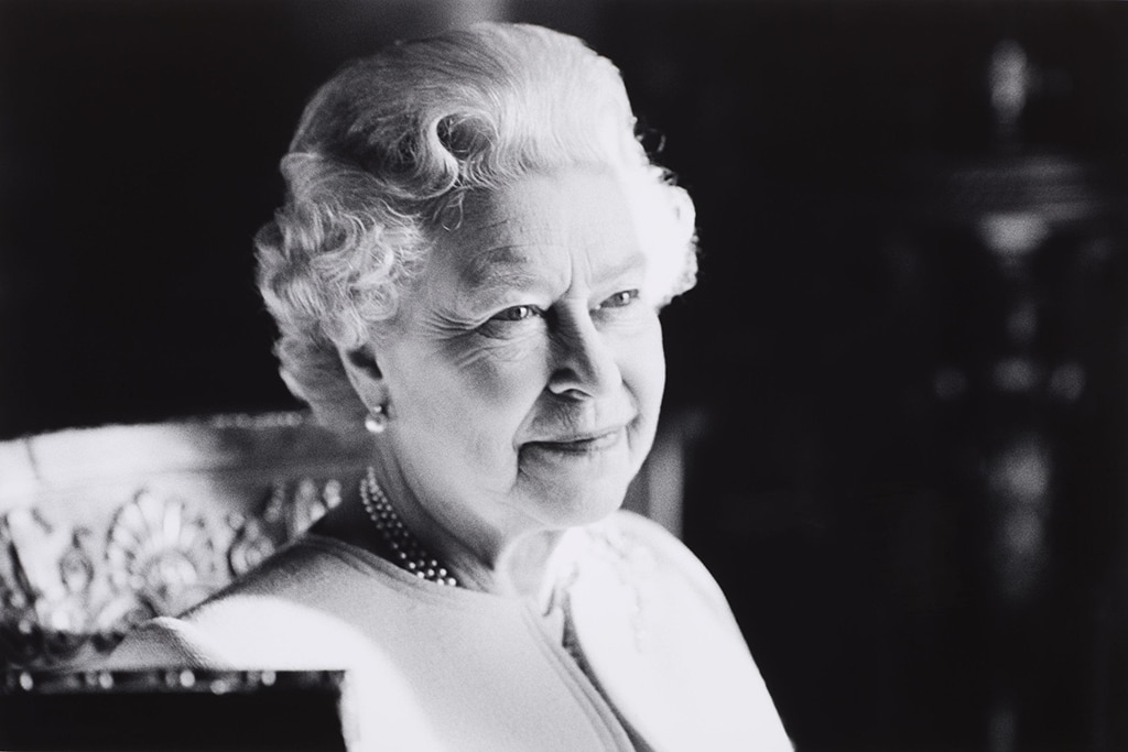 Queen Elizabeth II Demise Gives Rise to NFTs and Memecoins