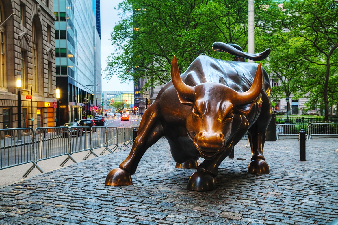 US Stock Futures Jump 1% as Dow and S&P 500 Hit Lows Below 2020 Levels