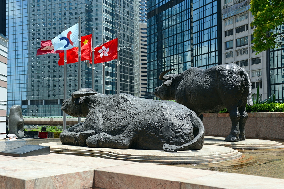 Hong Kong Hang Seng Index Leads Losses amid Broader Asia-Pacific Gains