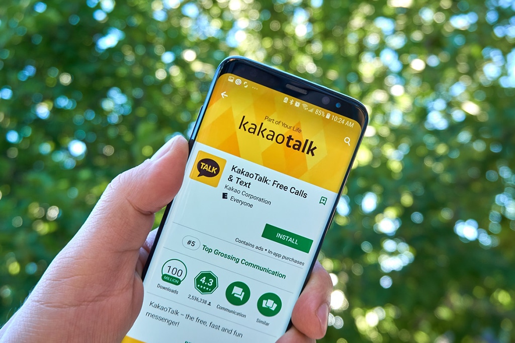 Kakao Corp Stock Plunges amid Calls for Monopoly Probe after Outage that Affected Over 53M Users Worldwide