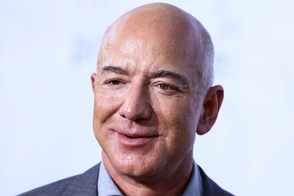 Founder Jeff Bezos Says He'll Donate Most of His Wealth