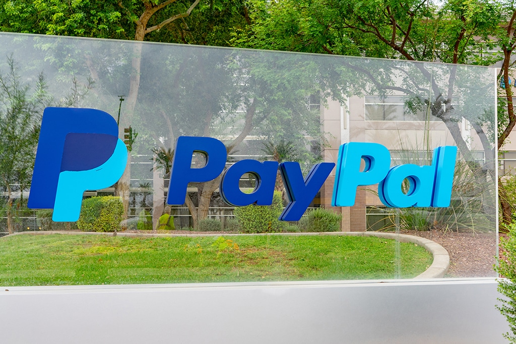 PayPal Shares Slump Despite Beating Wall Street Revenue Expectations in Q3 2022
