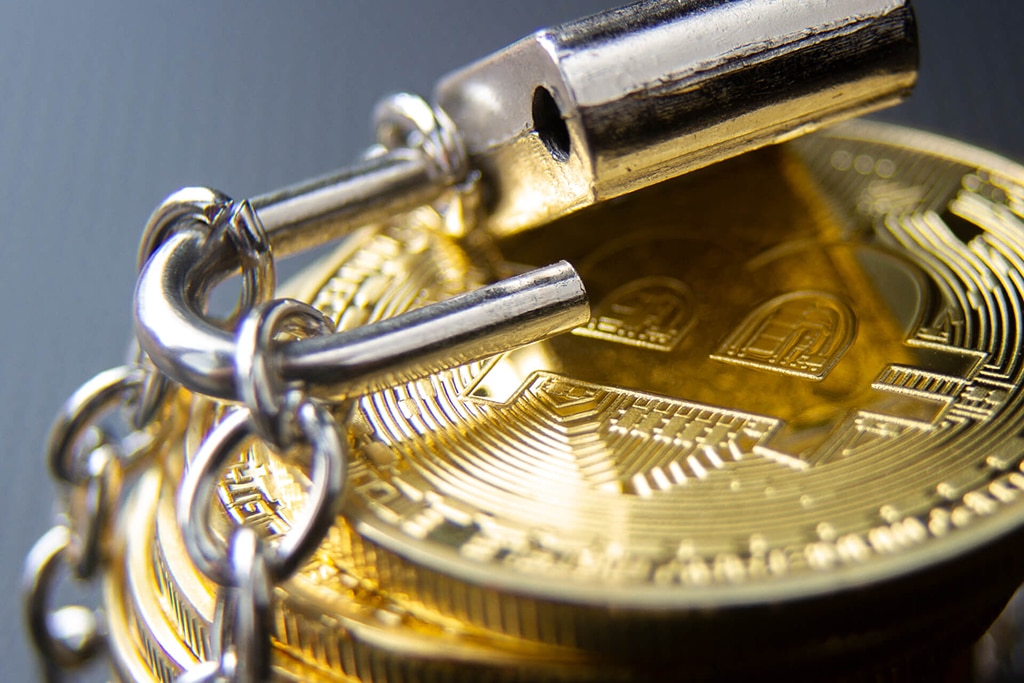 US DoJ Seizes $3.36B Worth of Bitcoin from Silk Road Hack Decade Back