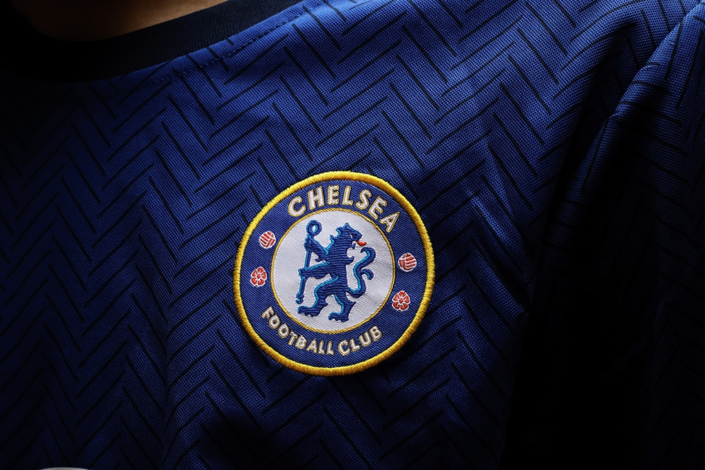 Amber Group Terminates Sponsorship Deal with Chelsea FC, Lays Off 40% Staff