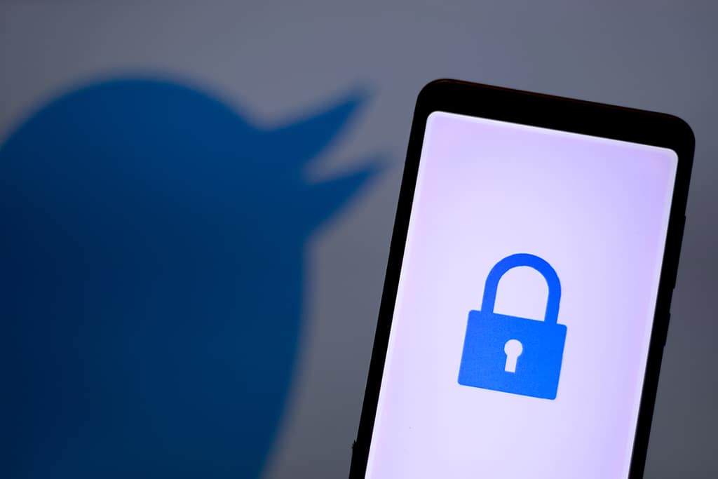 Twitter to Block Links to Other Social Media Accounts