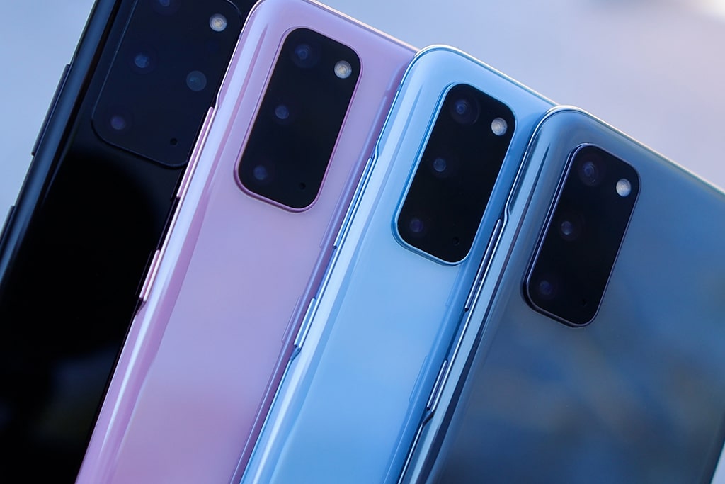 2022 Smartphone Shipments in China Drop 13% 