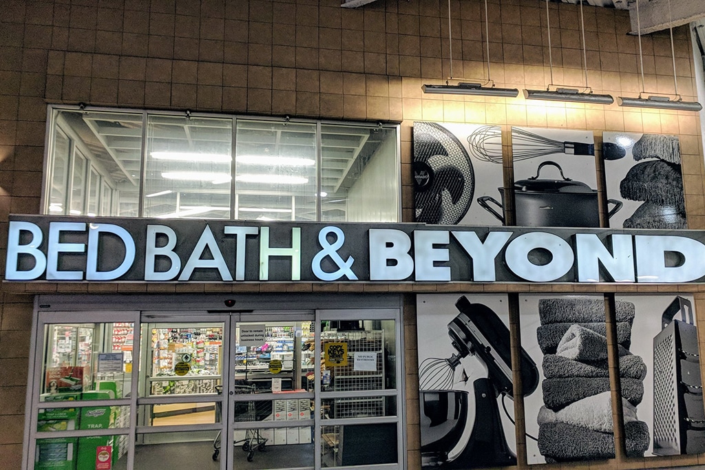 BBBY Shares Plunge 24% as Bed Bath & Beyond Hints at Bankruptcy