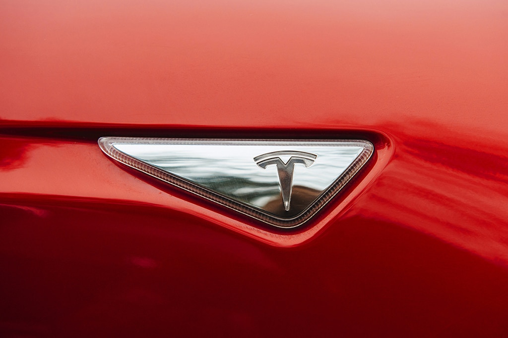 Elon Musk Defends His Tweets in Court on Taking Tesla Private at $420