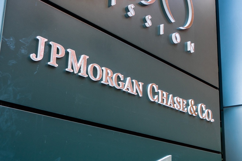 JPMorgan Chase Shuts Down $175M Website amid Its Lawsuit against Founder