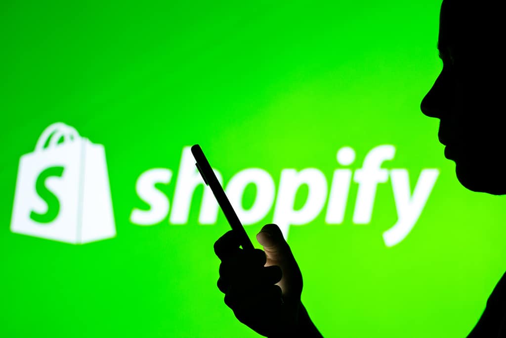 Shopify Adds Support for Avalanche NFTs