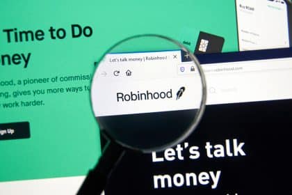 US DOJ Reveals Seizure of $465M in Robinhood Shares & $20M Fiat Currency