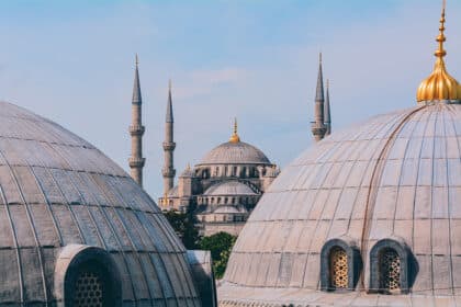 Holding the International Cryptocurrency World Expo Summit in Istanbul (CWES 2023)