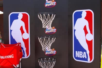 Users of NBA Top Shot Can Now Buy NFTs through Apple or Android Apps