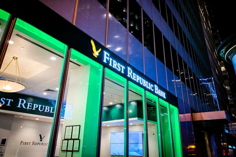 First Republic Shares Reverse Losses after Cinching $30 Billion Bank ...