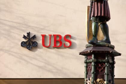 UBS & Credit Suisse Shares Sink Following Bailout Deal