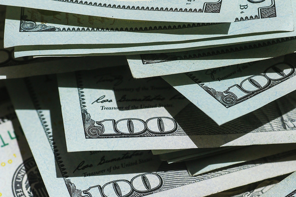 Coinbase Wins $470,000 in Insider Trading Case