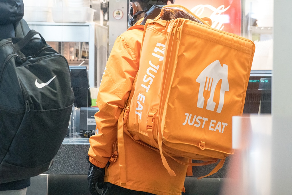 Just Eat Increases Earnings Outlook for 2023 despite Plunge in Orders