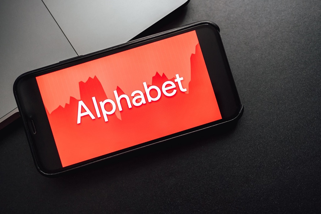 Alphabet (GOOGL) Shares Aim to Revisit ATH as Wall Street Remains Bullish on Google’s AI Venture