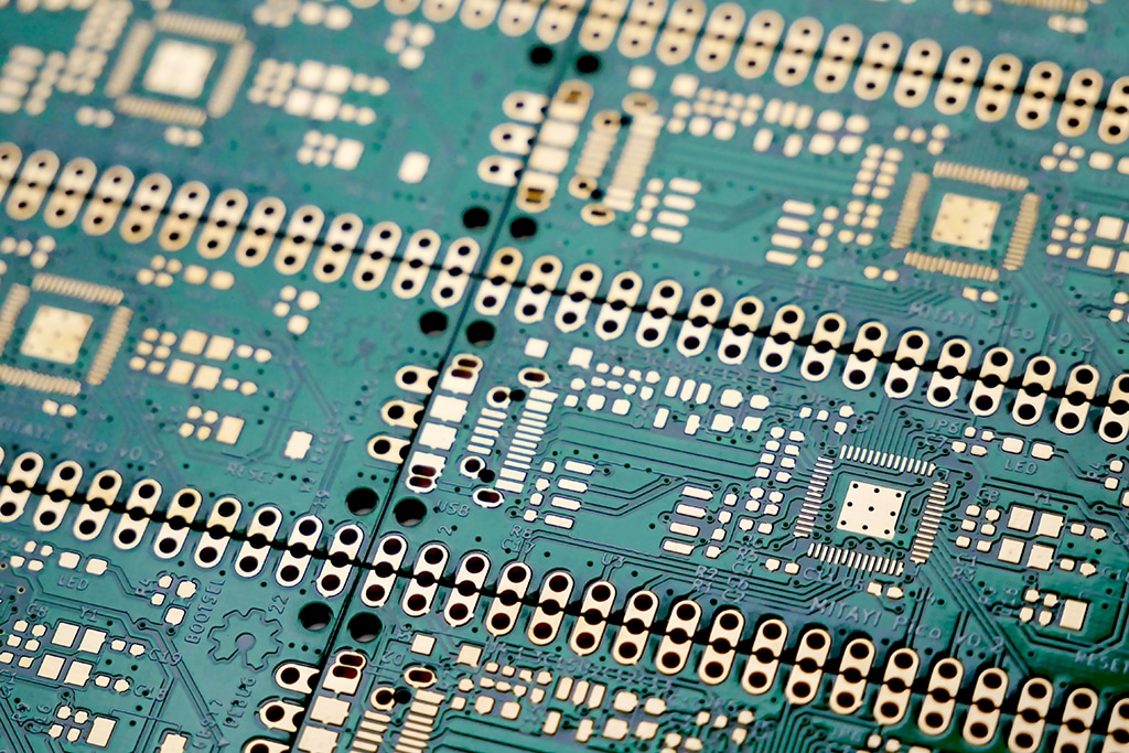 China Fuels New Chip War as It Bans Purchases from Micron Technology