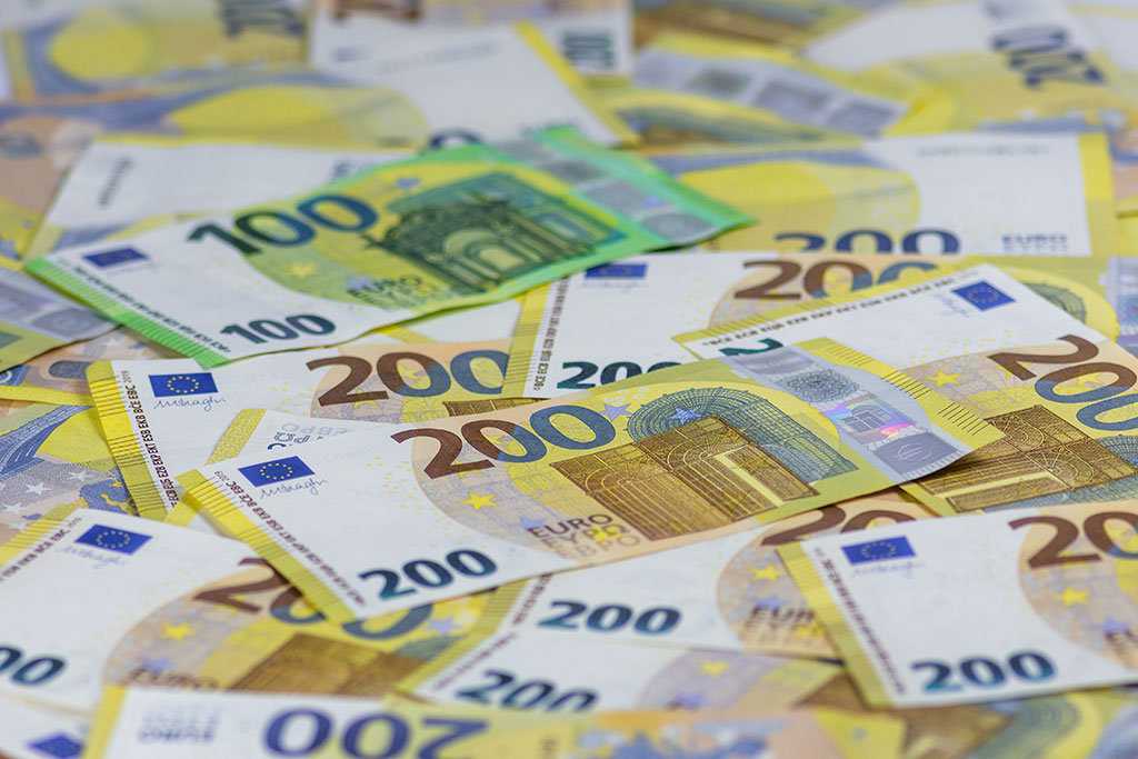 Leaked Digital Euro Bill Supports Offline Usability, Shuns Interests