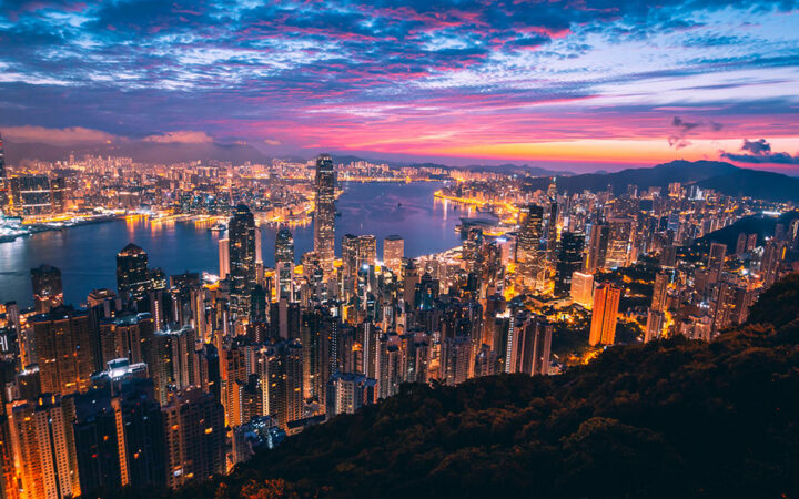 Licensing: Hong Kong Legislator Encourages Coinbase and Others to Apply