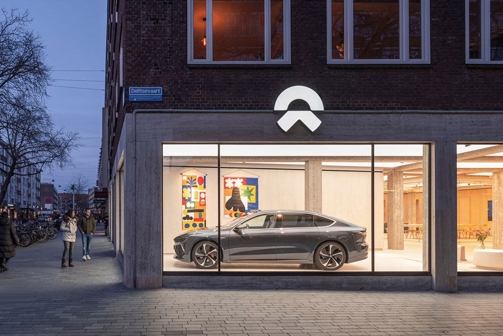 Electric Carmaker Nio Cuts Down Prices, Delays Plans of Business Expansion