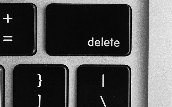 SEC Deletes Former Director Hinman’s Biography amidst Ripple vs SEC Case