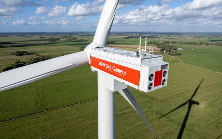 Siemens Energy Stock Loses 35% as Review of Issues at Subsidiary Shows Wind Turbine Problems Could Last for Years