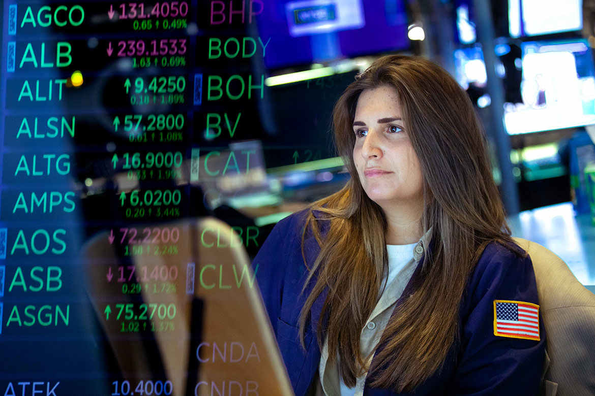 S&P 500 and Nasdaq Touch Their 15-Month High with Easing Inflation