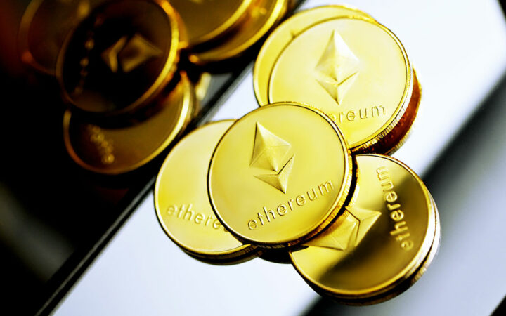 Ethereum Creator Vitalik Buterin Has Deposited $1 Million Worth of ETH in a Coinbase Address