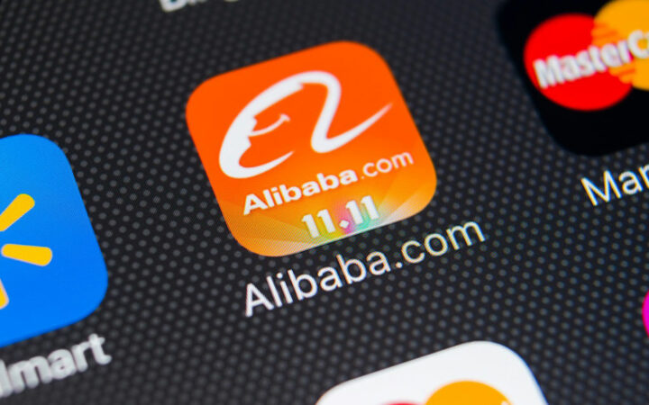 Alibaba Stock Suffers 3% Drop as Daniel Zhang Quits Cloud Business