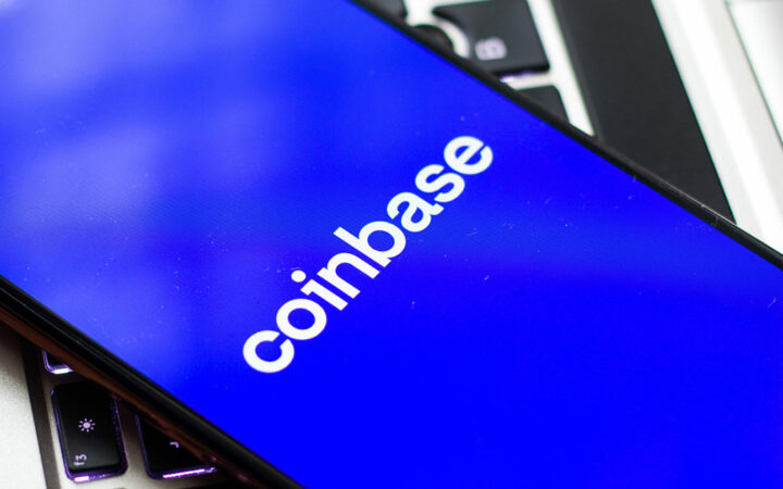 Coinbase Explores FTX Acquisition and Derivatives License