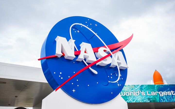 NASA Plans to Leverage Blockchain Technology for Its Next Moon Landing