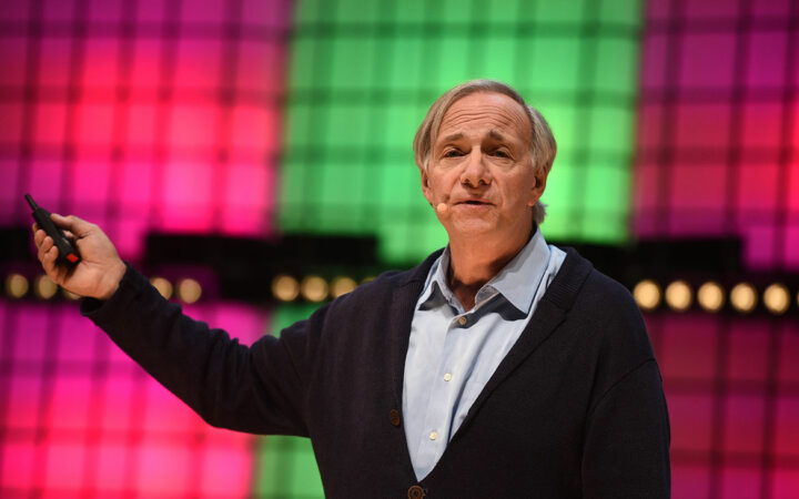 Ray Dalio Says US Will Experience Debt Crisis and Possible Growth Plunge to Zero