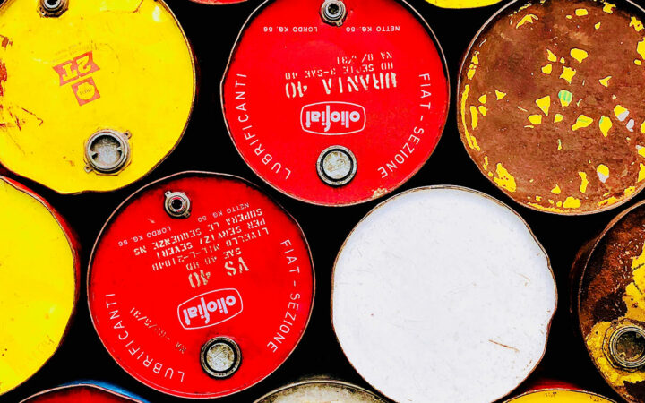 US Crude Oil Prices Cross $90 per Barrel for First Time in 10 Months