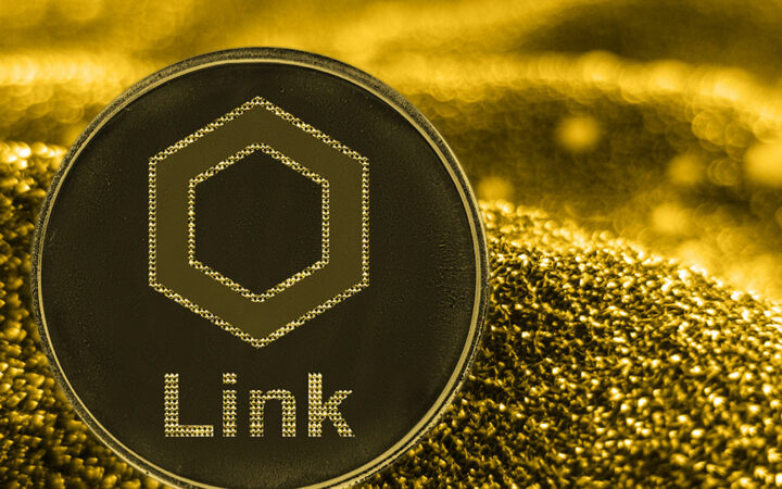 Chainlink (LINK) Shines with Remarkable 50% Surge smid Crypto Rally