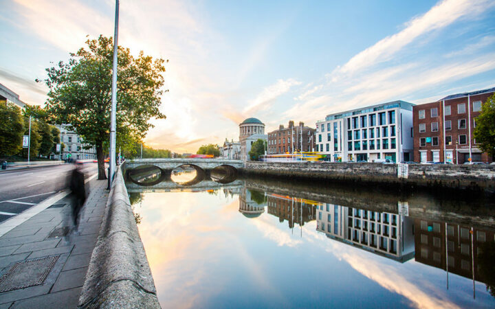 Coinbase Picks Ireland as Its Main Regulatory Hub in EU