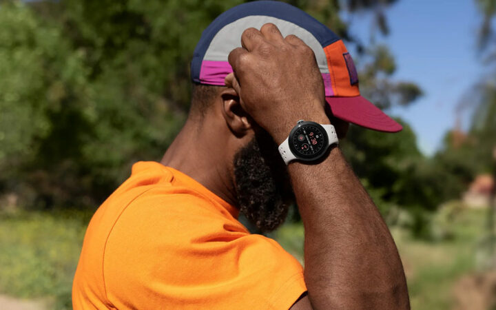 Google Unveils Pixel 8 Smartphones and New Smartwatch with AI Integration