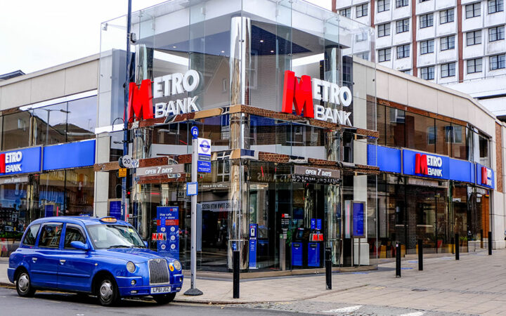 Metro Bank Shares Slumps 29%, Triggers Double Suspension on LSE