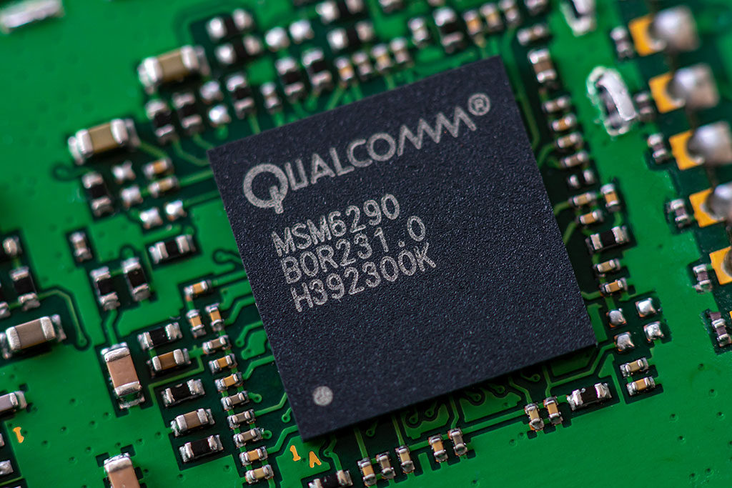Qualcomm Announces New Chips for Improved AI Capabilities in Smartphones and Computers