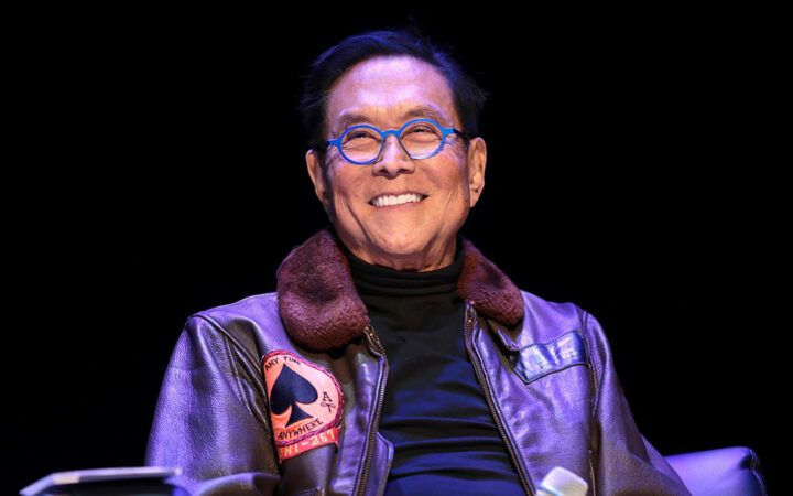 Robert Kiyosaki Issues Major Warning on Spot Bitcoin ETFs