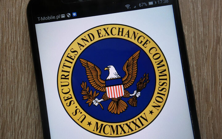 SEC to Possibly Reevaluate Grayscale Spot Bitcoin Application at November 2 Closed Meeting